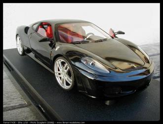 Disponibilit de la Ferrari F430 noire Elite 1/18 !