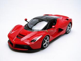 Bburago Race & Play : Nouveaut Juin 2015 : Autres photos de la Ferrari LaFerrari rouge 18-16001R 1/18