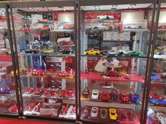 Salon Epoqu'Auto Lyon 2019 : Photos de l'exposition BBR Ferrari 1/18 - Partie 1 ;)