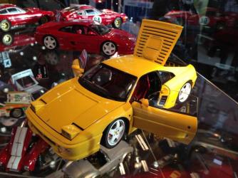 Nuremberg 2014 : Kyosho prsente sa Ferrari F355 Challenge 1/18