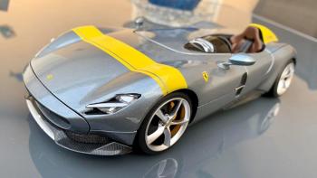 Bburago : Nouveaut 2020 : 16013GY : Photos d'une rception de la nouvelle Ferrari Monza SP1 au 1/18 !