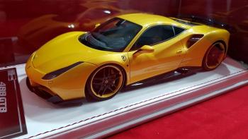 Davis & Giovanni - Retour sur la Novitec 488 GTB Giallo Tristrato au 1/18