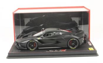 BBR : Nouveaut Sept. 2015 : Ferrari FXX-K Noir mat P18104MB 1/18