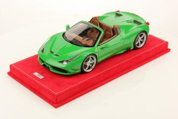 MR Models : Nouveaut Octobre 2015 : Ferrari 458 Speciale Aperta "Signal Green" 1/18