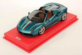 MR Models : Retour sur la Ferrari 488 Spider Vert mtallis & Bande italienne 1/18