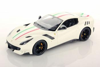 Looksmart : Nouveaut Q1 2018 : Photos de la Ferrari F12 tdf Bianco Avus au 1/18