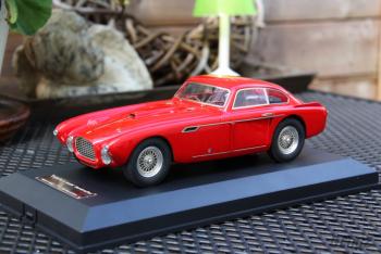 Atelier Car Models : Photos de la Ferrari 340 Mexico Vignale Rosso Corsa 1/18