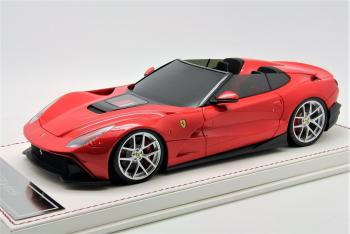 Davis & Giovanni : Nouveaut : Autres photos de la Ferrari F12 TRS Rosso Corsa au 1/18