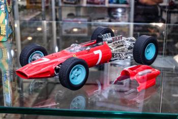 Nuremberg 2019 : Triple 9 : 3ans plus tard, voici enfin la Ferrari 158 F1 se montrer au 1/18 !
