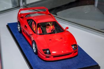 Nuremberg 2019 : Looksmart : Photo de la future Ferrari F40 au 1/18