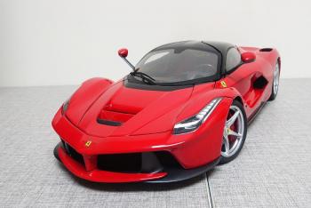 Elite : Nouveaut Nov 2014 : Enfin des photos de la Ferrari LaFerrari 1/18 !