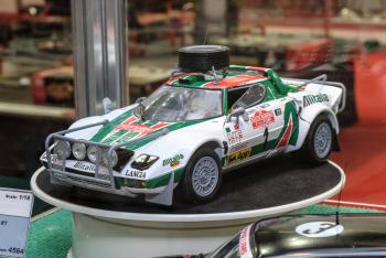 Nuremberg 2017 : Sunstar : Prototype de la Lancia Stratos Safari Rallye 1977 1/18