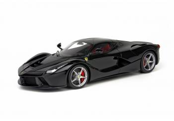 BBR : Nouveaut : Ferrari LaFerrari Noire toit noir 1/18