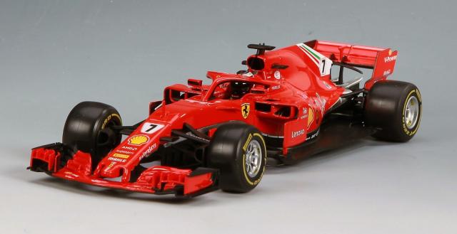 Bburago : Nouveaut Aot 2018 : Sortie de la Ferrari SF71-H de Raikkonen au 1/18