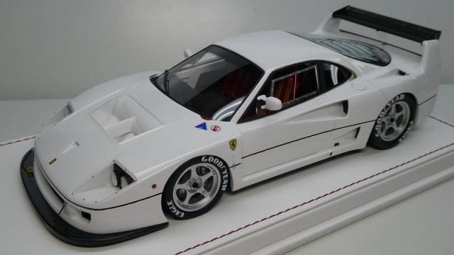 Davis & Giovanni : Retour sur la Ferrari F40 LM Blanche  jantes grises au 1/18