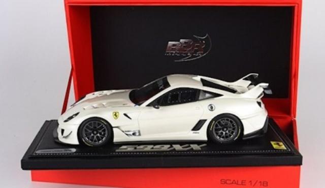 BBR : Ferrari 599 XX EVO blanche au 1/18