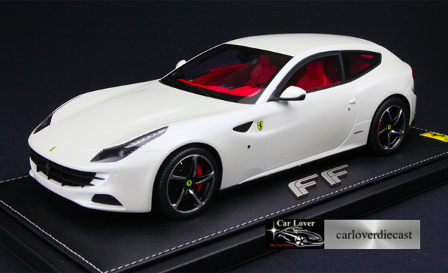 BBR : Ferrari FF Blanche / triers rouges / Int. rouge / Socle 1/18