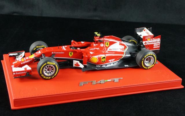 BBR / Raceline Models : Ferrari F14-T du GP d'Abu Dhabi 2014 Raikkonen socle Rouge  1/18