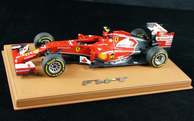 BBR / Raceline Models : Ferrari F14-T du GP d'Abu Dhabi 2014 Raikkonen socle Brun 1/18
