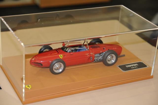 CMC : Encyclopdie : Ajout d'une luxueuse version de Ferrari 156 F1 1/18