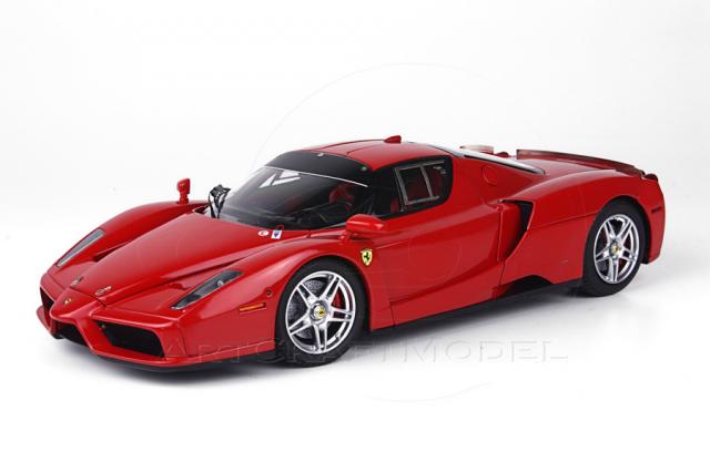 Une nouvelle dclinaison pour la Ferrari Enzo de BBR au 1/18