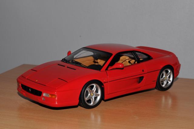 Elite : Retour sur la Ferrari F355 Berlinetta Rosso Corsa 1/18