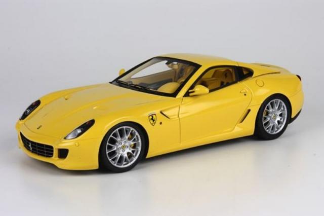 BBR prsente une Ferrari 599 GTB jaune au 1/18