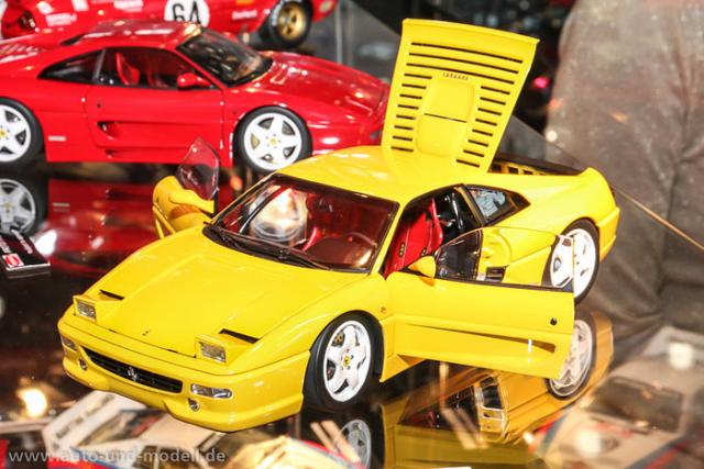 Nuremberg 2014 : Kyosho : Ferrari F355 Challenge jaune 1/18