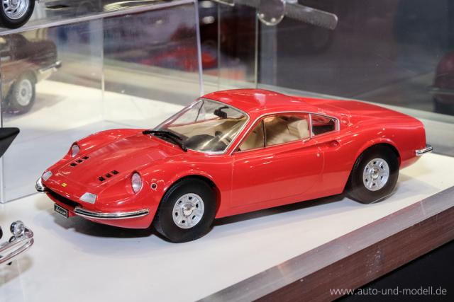 Nuremberg 2020 : Model Car Group / CMF : Une Dino 246 GT prvue au 1/18