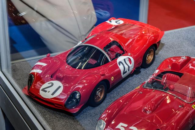 Nuremberg 2018 : BBR : Photo de la Ferrari 330 P3 #21 des 24 heures du Mans 1966 au 1/18