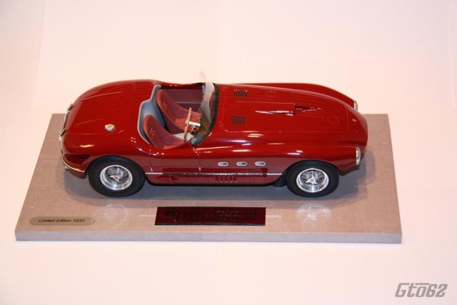 BBR : Nouveaut Oct 2014 : Nouvelles photos de la Ferrari 340 Spider Vignale "Before Race" 1/18