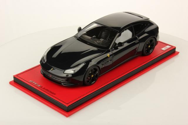MR Models : Nouveaut Nov. 2016 : Ferrari GTC4 Lusso "Lady in Black" 1/18
