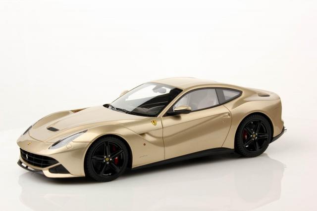 Sortie de la Ferrari F12 Berlinetta beige mtallis MRModels 1/1