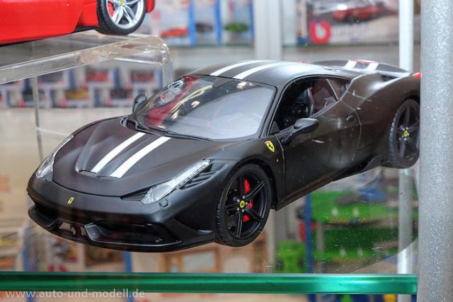 Nuremberg 2016 : Bburago Signature : Nouvelle version pour la 458 Speciale au 1/18