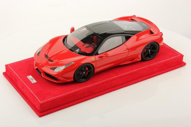 MR Models : Nouveaut Fvrier 2015 : Ferrari 458 Speciale Rosso Scuderia / Toit noir 1/18