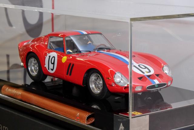 Nuremberg 2017 : Amalgam : Photos de la Ferrari 250 GTO 24H du Mans 1962 3705GT 1/18