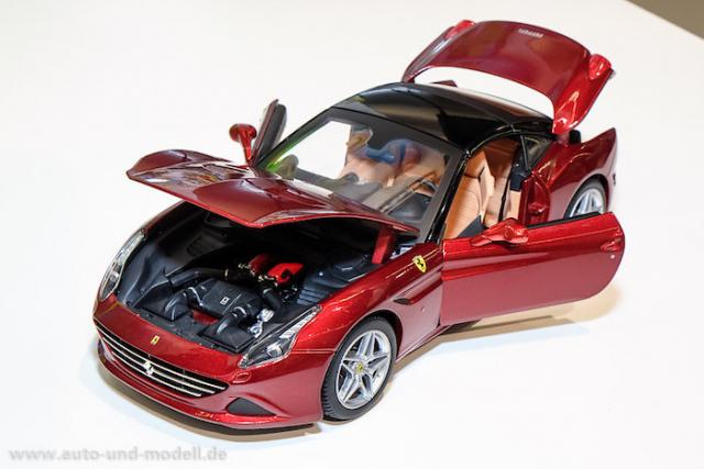 Nuremberg 2015 : Burago : Reconnaissez les Ferrari California T Signature et les Race & Play au 1/18