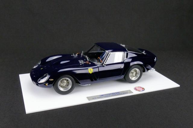 CMC : Nouveaut Mars 2016 : Ferrari 250 GTO "Midnight-Blue" - The Essen Techno Classica 2016 Special Edition 1/18