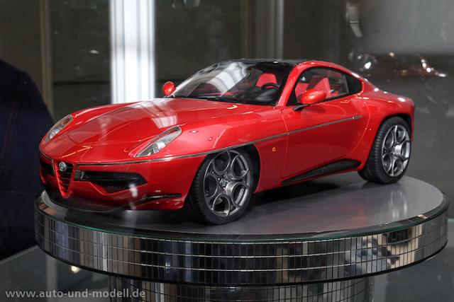 Nuremberg 2016 : Tecnomodel : Alfa Romeo Disco Volante 1/18