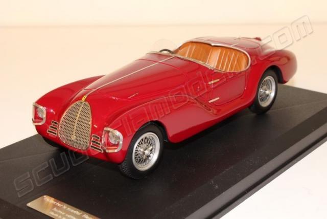 Berlinetta : Photos de la Auto Avio 815 Rouge 1/18