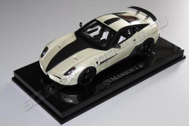 BBR : Dcouvrez la Mansory 599 Stallone en Fuji White Socle Carbone 1/18