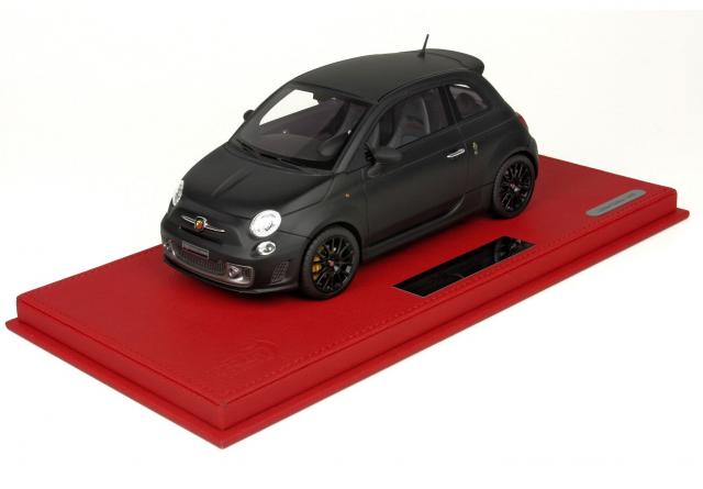 BBR : Retour sur l'Abarth 695 Tributo Ferrari Noir mat 1/18