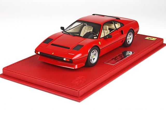 BBR : Nouveaut Octobre 2016 : Ferrari 208 GTB Turbo Rosso Corsa Boite vitrine P18103V 1/18