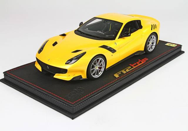 BBR : Nouveaut Juin 2016 : Photos de la Ferrari F12 tdf Giallo Tristrato 1/18