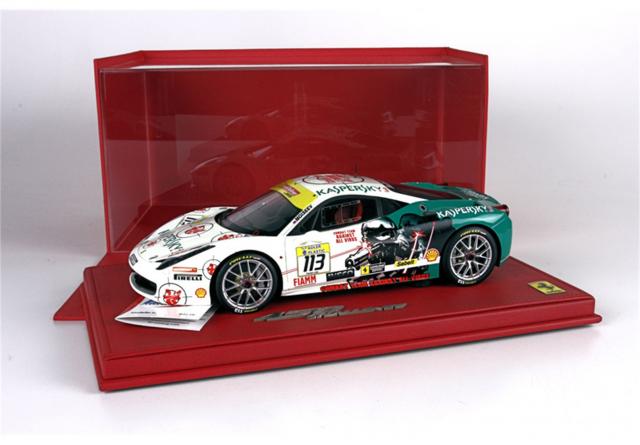 BBR : Ferrari 458 Challenge #113 Monza 2012 Socle rouge 1/18