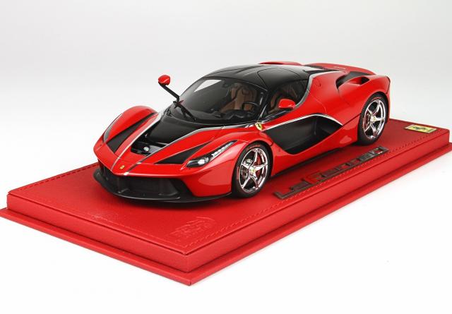 BBR : Nouveaut Octobre 2016 : Ferrari LaFerrari Rosso Corsa & Noir Mat P1867SC 1/18