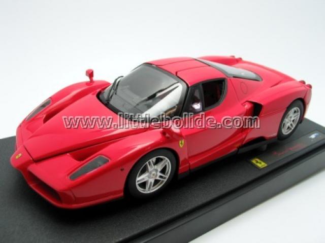 Premires photos de la Ferrari Enzo Elite 1/18 !