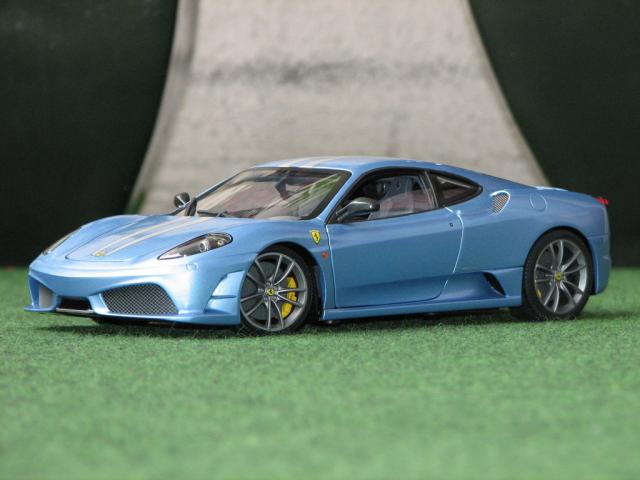 Retour sur la Ferrari F430 Scuderia bleue Elite 1/18