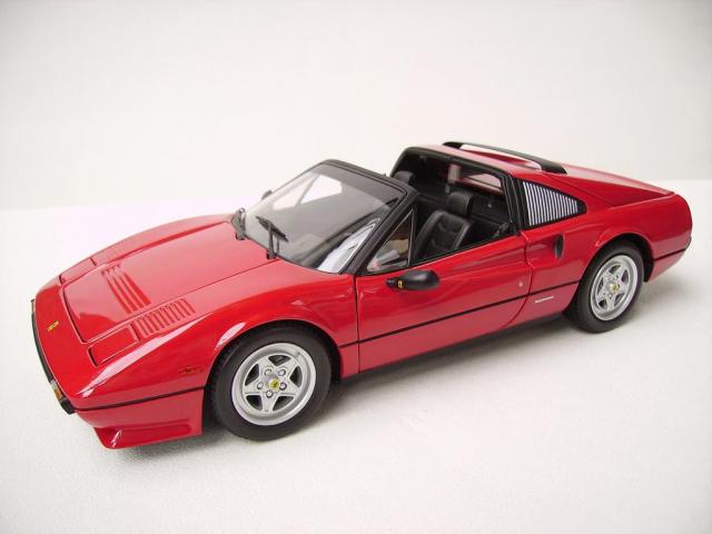 Nouveaut Kyosho : Ferrari 308 GTS QV rouge !!!!