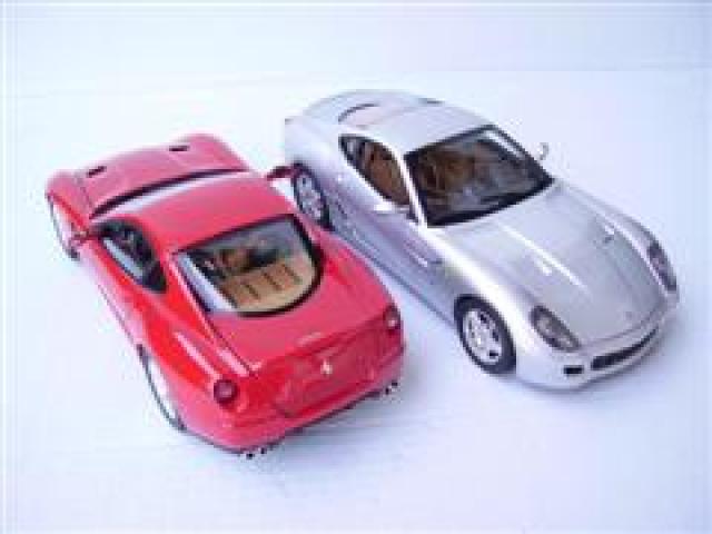 Photos des F599GTB Fiorano grises et rouges Elite 1/18